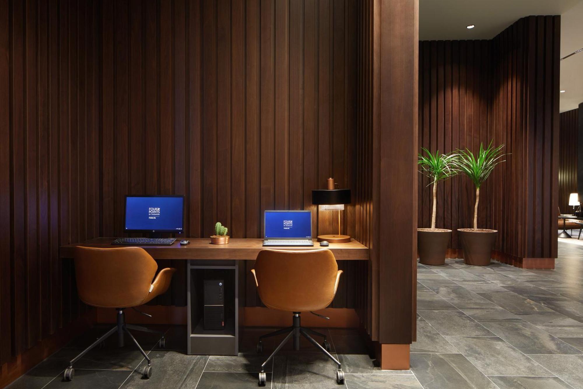 Four Points By Sheraton Prishtina City Laplje Selo Εξωτερικό φωτογραφία