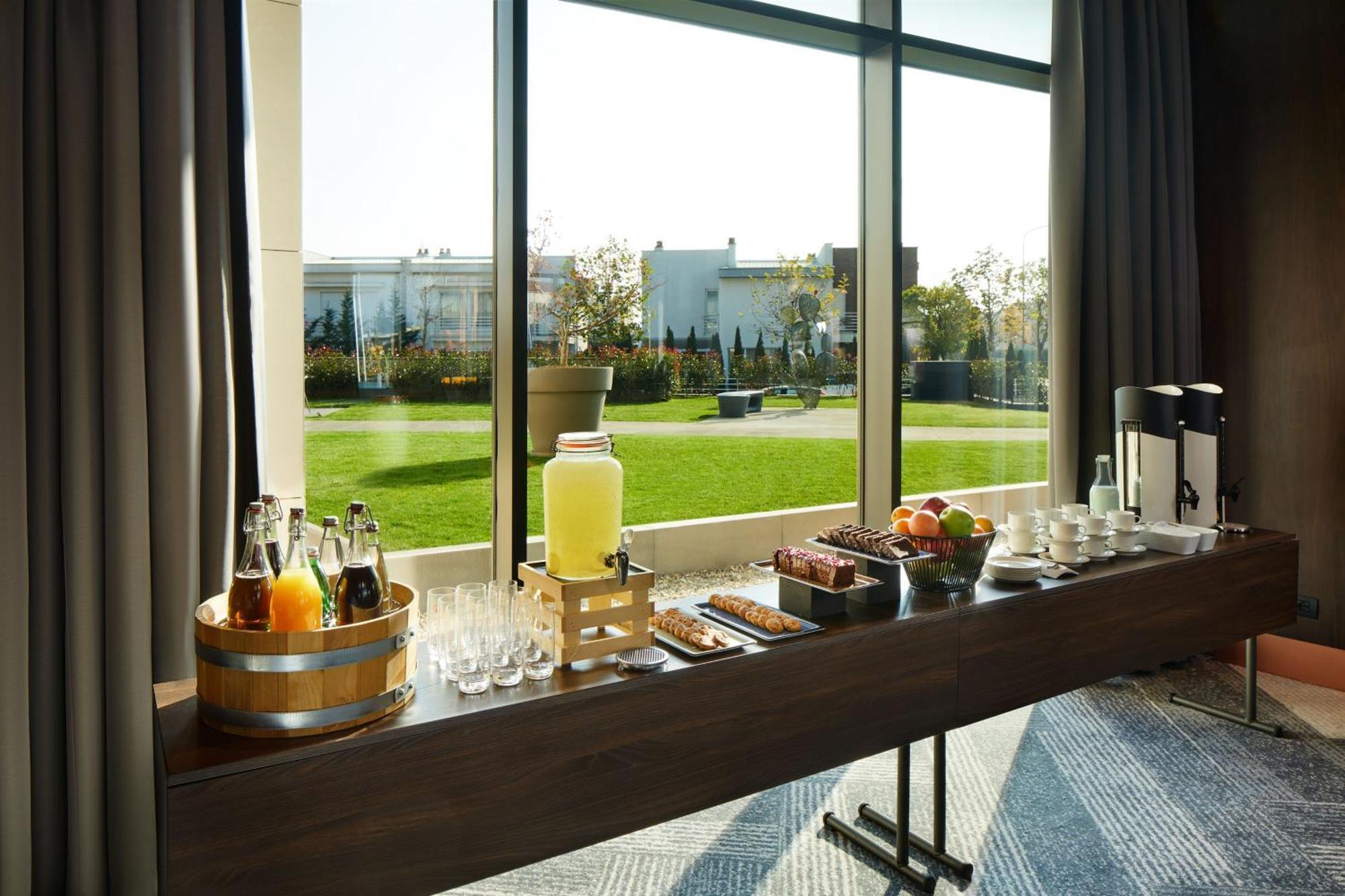 Four Points By Sheraton Prishtina City Laplje Selo Εξωτερικό φωτογραφία