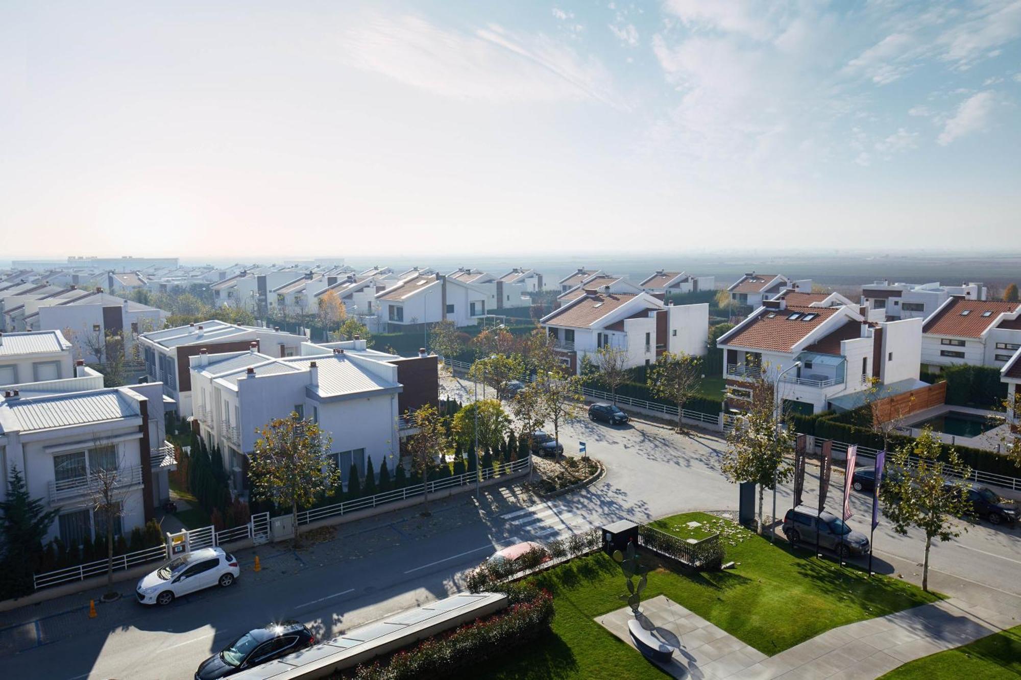 Four Points By Sheraton Prishtina City Laplje Selo Εξωτερικό φωτογραφία