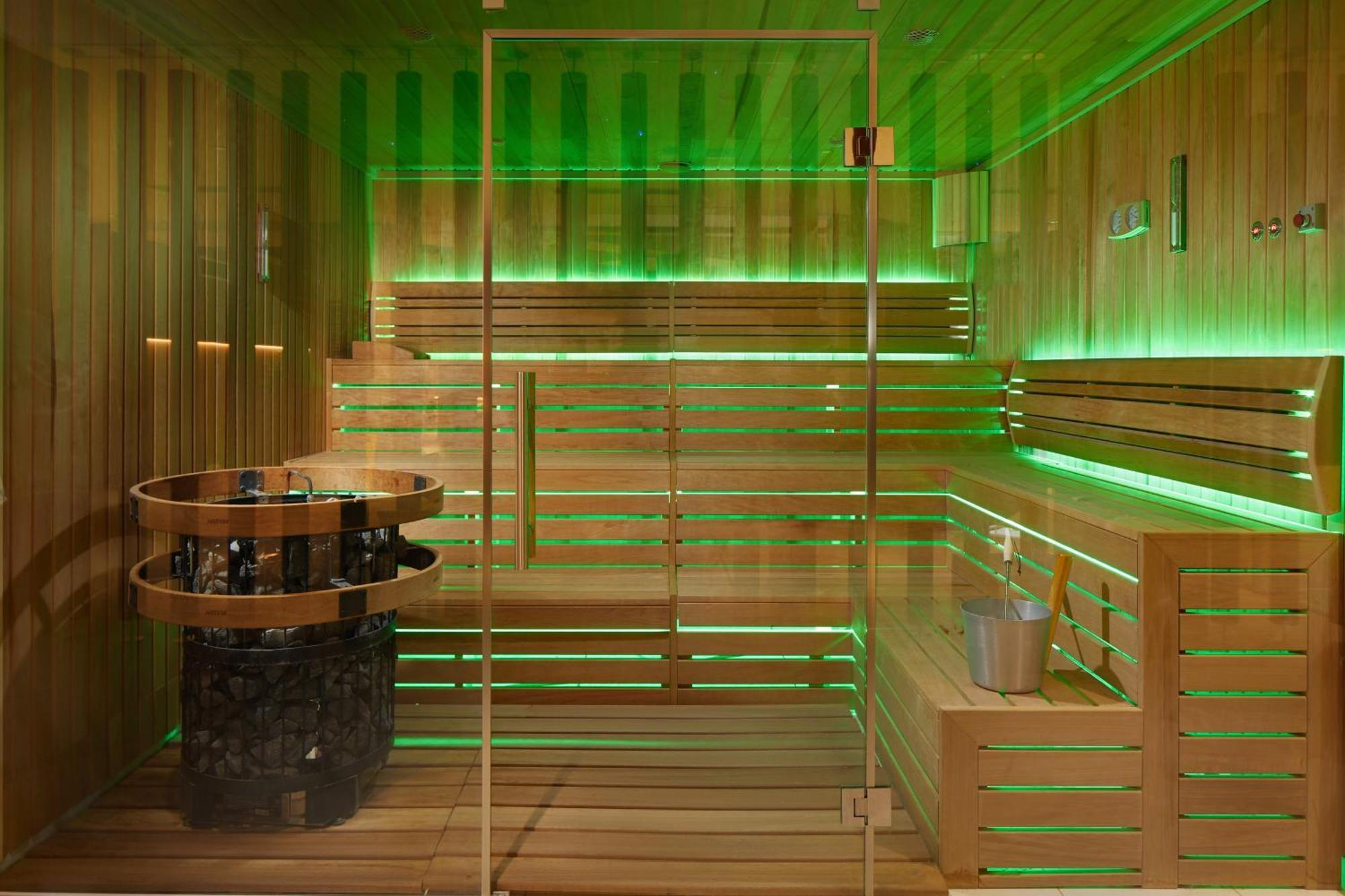 Four Points By Sheraton Prishtina City Laplje Selo Εξωτερικό φωτογραφία